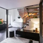 Youhosty - Design Isola Apartamento Milão