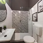 Apartamento Youhosty - Design Isola Milão