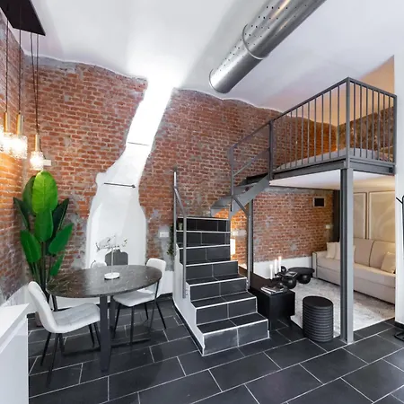 Youhosty - Design Isola Apartment *