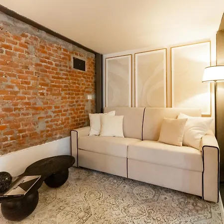 Youhosty - Design Isola شقة