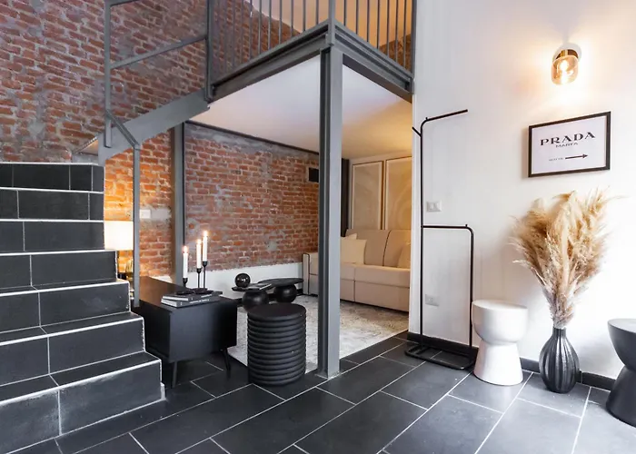 Youhosty - Design Isola Milano
